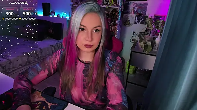 ChloeKohaku online show from January 13, 2025, 4:50 am