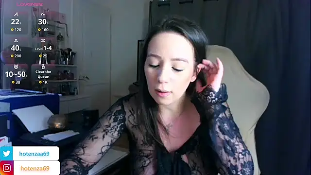 Hotenza69 online show from November 30, 2025, 3:49 pm