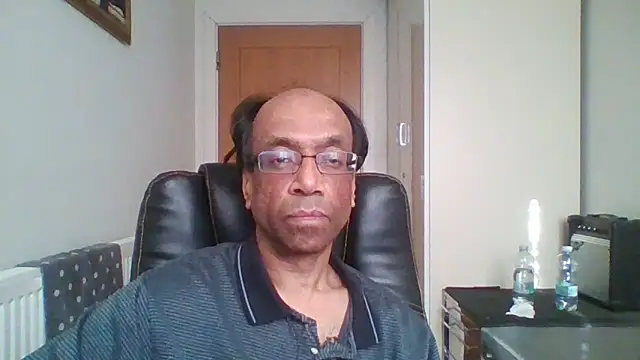 Snapshot of rauncher1 chatting on January 30, 2025, 12:59 pm rauncher1 online show from January 30, 2025, 12:59 pm