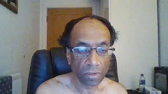 Snapshot of rauncher1 chatting on September 9, 2025, 8:03 am rauncher1 online show from September 9, 2025, 8:03 am