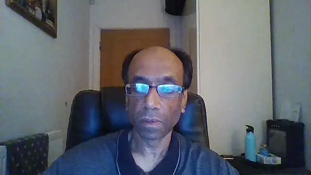 rauncher1 online show from December 17, 2025, 9:26 am