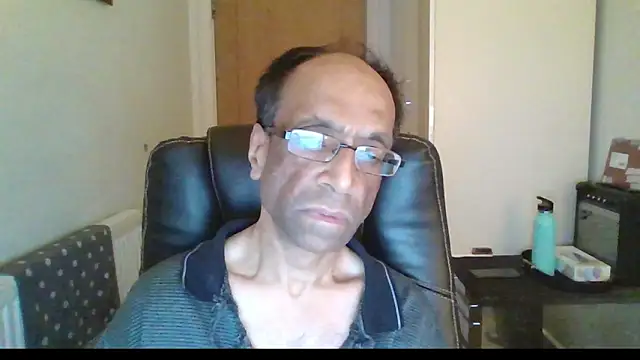 rauncher1 online show from February 16, 2026, 1:02 am