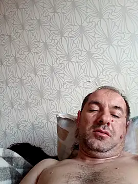 Snapshot of Venelin_ruse chatting on May 1, 2026, 3:22 am Venelin ruse online show from May 1, 2026, 3:22 am