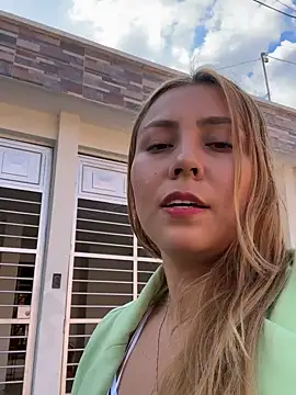 Brittanyrosexx online show from October 4, 2025, 8:29 pm