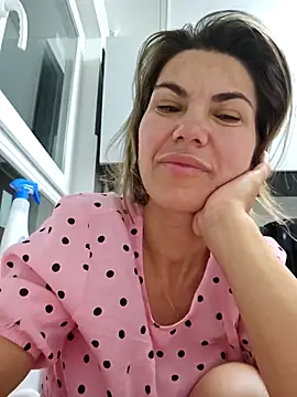 Snapshot of FeliciaKrige chatting on April 30, 2026, 10:58 pm FeliciaKrige online show from April 30, 2026, 10:58 pm