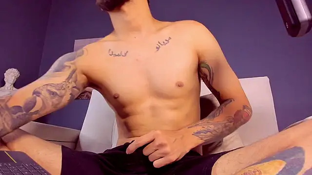 alessandro duty online show from January 1, 2025, 2:51 am