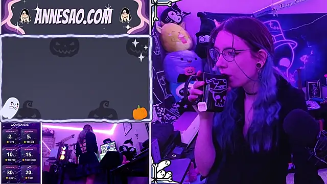 AnneSao online show from October 9, 2025, 11:25 pm