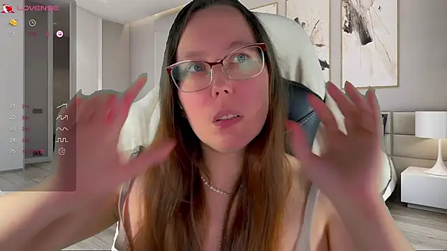 Victoria Romans online show from October 14, 2025, 4:41 pm