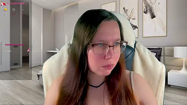 Victoria Romans online show from November 1, 2025, 6:21 pm