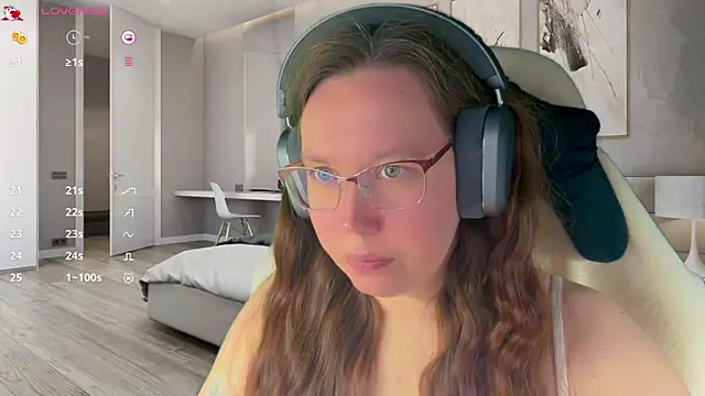 Victoria Romans online show from April 13, 2026, 5:35 am