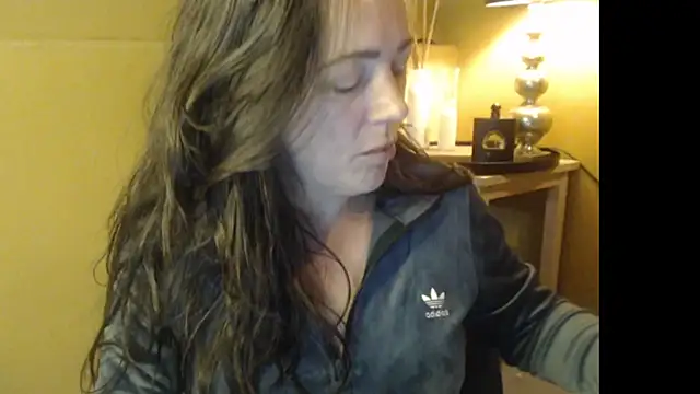 cloe85nl online show from March 22, 2026, 8:51 am