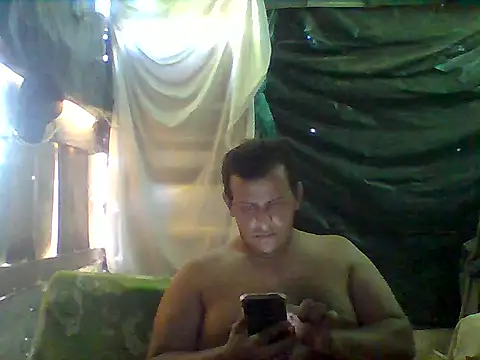 Snapshot of Saimonhot chatting on October 26, 2025, 8:37 pm Saimonhot online show from October 26, 2025, 8:37 pm
