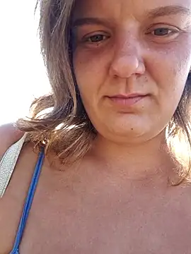 Cutegirlforyou online show from September 11, 2025, 7:41 am