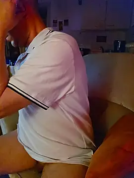 hardcap online show from November 16, 2025, 8:47 pm