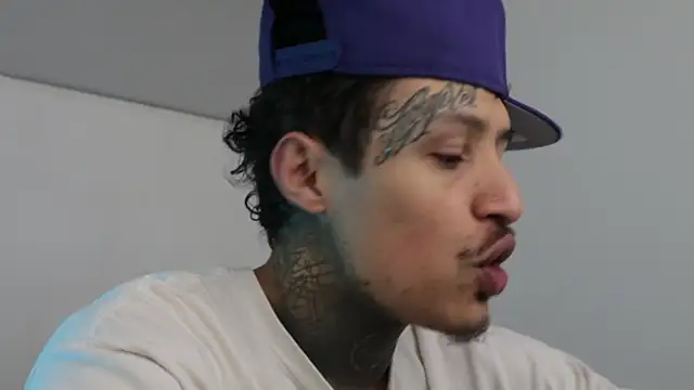 trieone online show from December 18, 2024, 6:46 pm