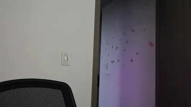 trieone online show from September 28, 2025, 11:10 pm