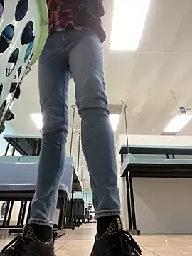 lolabunny9 online show from January 7, 2025, 6:24 pm