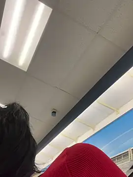 lolabunny9 online show from January 30, 2025, 6:00 pm