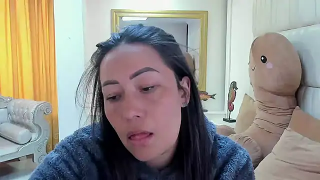 gaby trent online show from February 3, 2025, 1:51 pm