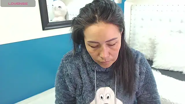 gaby trent online show from February 17, 2025, 1:42 pm