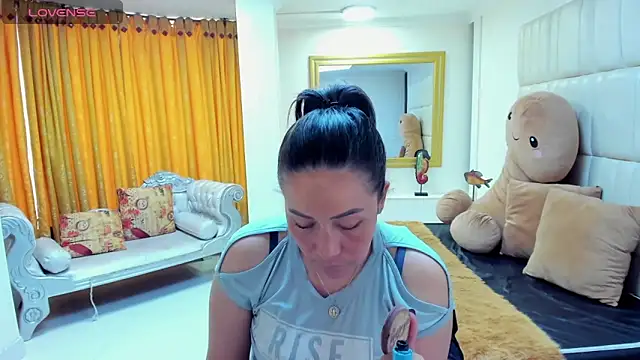 gaby trent online show from March 1, 2025, 4:22 pm