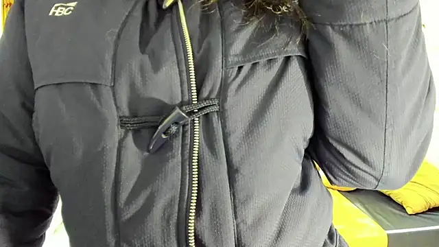 gaby trent online show from October 8, 2025, 1:53 pm