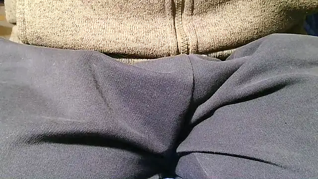 Snapshot of kalinixta chatting on April 12, 2026, 7:52 pm kalinixta online show from April 12, 2026, 7:52 pm