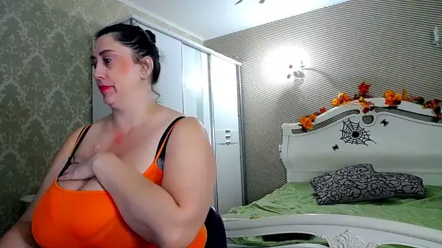 Evelyn Shy online show from November 5, 2025, 11:54 am