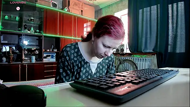 pa1e pr1ncess online show from March 11, 2025, 2:07 pm