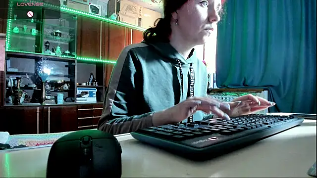 pa1e pr1ncess online show from March 15, 2025, 11:08 am