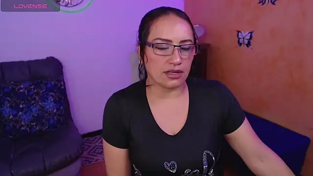 scarlet wet online show from January 19, 2025, 1:21 am