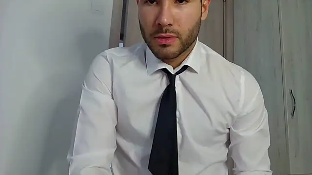 Snapshot of Justynn1 chatting on March 13, 2025, 6:58 am Justynn1 online show from March 13, 2025, 6:58 am