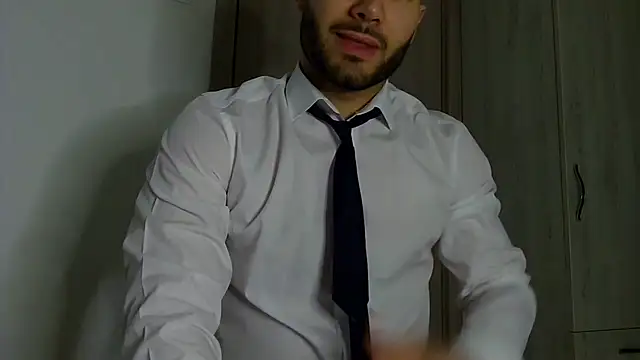 Snapshot of Justynn1 chatting on November 20, 2025, 6:02 am Justynn1 online show from November 20, 2025, 6:02 am