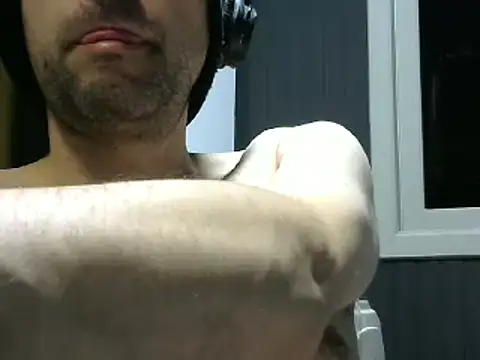 gauchors20 online show from February 21, 2025, 2:28 am