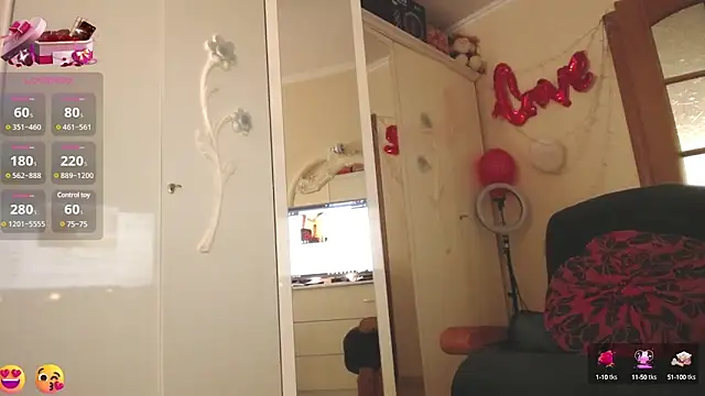 Snapshot of icelady77 chatting on March 11, 2025, 11:23 am icelady77 online show from March 11, 2025, 11:23 am