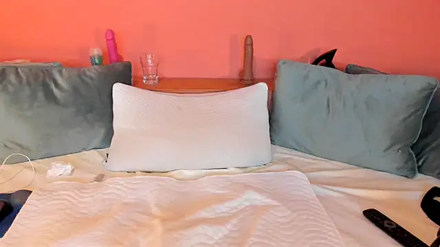 Dirty-Bya online show from March 19, 2025, 1:54 am