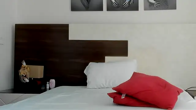 Snapshot of SexyCaitlynHot chatting on June 9, 2026, 8:20 pm SexyCaitlynHot online show from June 9, 2026, 8:20 pm