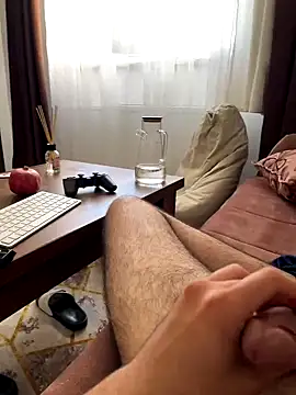 Snapshot of Ffhdr chatting on October 25, 2025, 12:45 pm Ffhdr online show from October 25, 2025, 12:45 pm