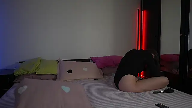 TiffanyPierce online show from February 20, 2025, 9:20 pm