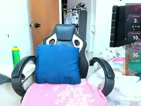 Snapshot of ebonnylatinx chatting on December 7, 2024, 9:44 pm ebonnylatinx online show from December 7, 2024, 9:44 pm