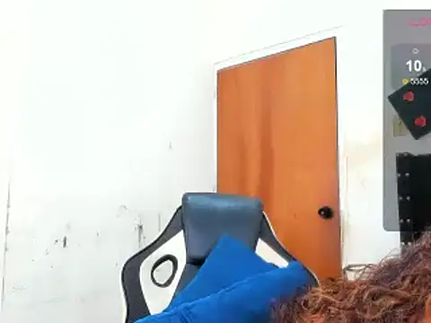 Snapshot of ebonnylatinx chatting on February 8, 2025, 4:57 pm ebonnylatinx online show from February 8, 2025, 4:57 pm