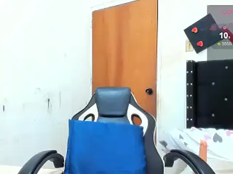 Snapshot of ebonnylatinx chatting on February 8, 2025, 7:59 pm ebonnylatinx online show from February 8, 2025, 7:59 pm