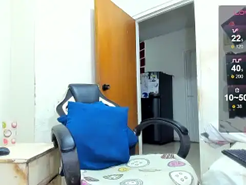 Snapshot of ebonnylatinx chatting on February 13, 2025, 1:08 am ebonnylatinx online show from February 13, 2025, 1:08 am