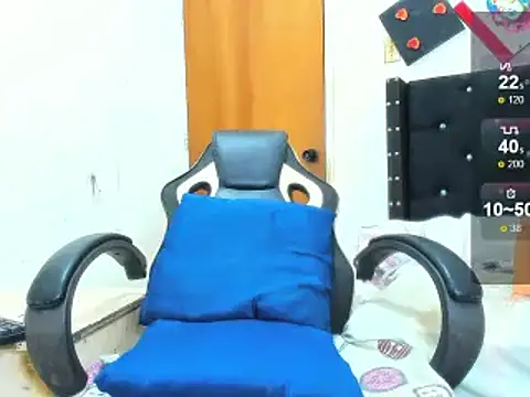 Snapshot of ebonnylatinx chatting on February 25, 2025, 11:33 pm ebonnylatinx online show from February 25, 2025, 11:33 pm