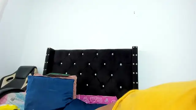 Snapshot of ebonnylatinx chatting on October 21, 2025, 9:59 pm ebonnylatinx online show from October 21, 2025, 9:59 pm