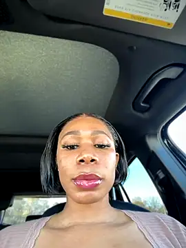 Belle    online show from December 15, 2025, 6:01 pm