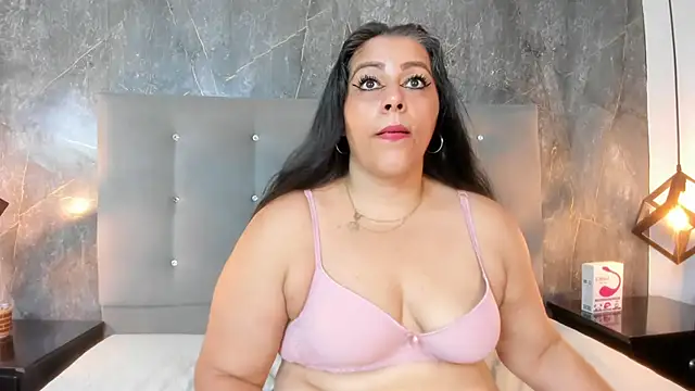 SexxyPamela online show from April 16, 2026, 7:03 pm