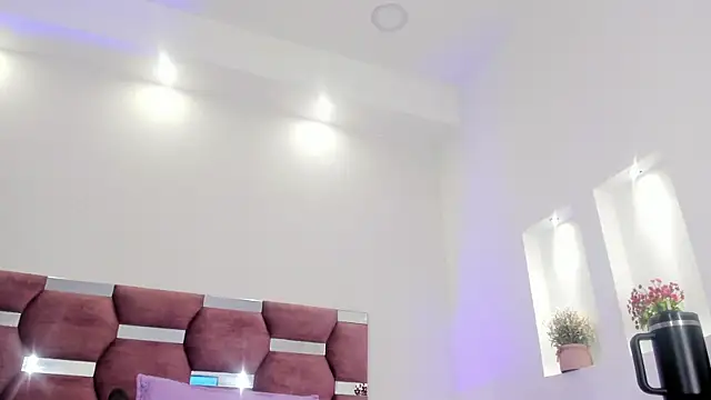 AlondraDiossa03 online show from February 15, 2025, 11:03 pm