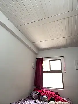 AlondraDiossa03 online show from April 9, 2026, 4:34 pm