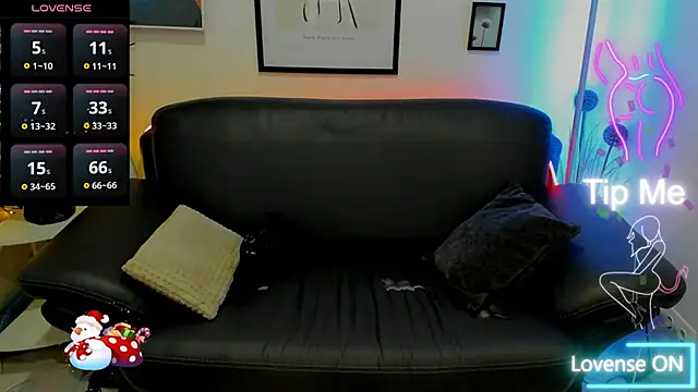 Abby Moore  online show from March 3, 2025, 10:06 am